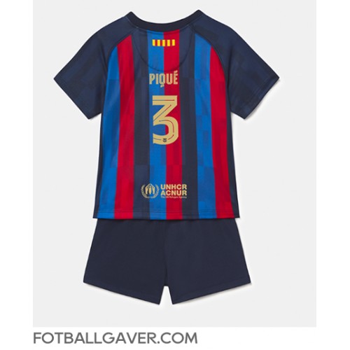 Barcelona Gerard Pique #3 Fotballklær Hjemmedraktsett Barn 2022-23 Kortermet (+ korte bukser)